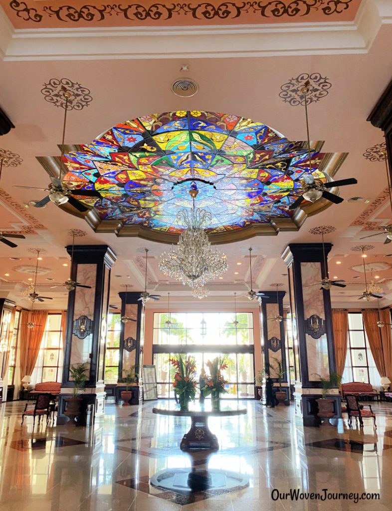 The lobby in the Riu Palace Pacifico is bright, open and very clean. It's a beautiful beach resort in Mexico.