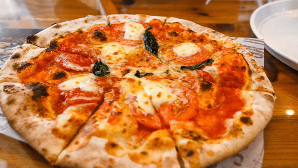 Closeup margarita pizza