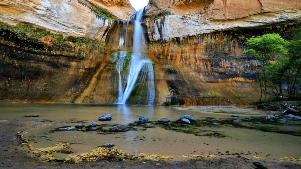 Lower Calf Creek Falls